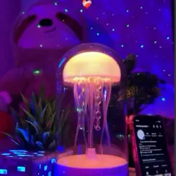 Meduza Dizaynlı Stolüstü LED Lampa – Rəngarəng və Rahatlaşdırıcı Atmosfer thumbnail